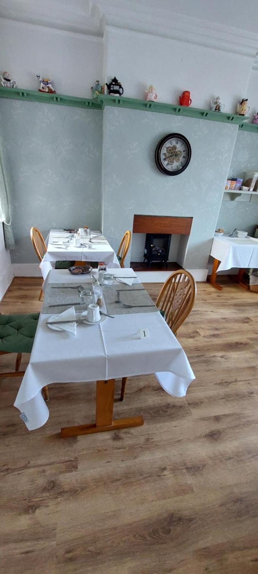 Glenavon Guest House Лландидно Экстерьер фото